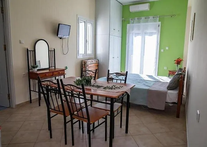 Apart-hotel Near Olympia 3*