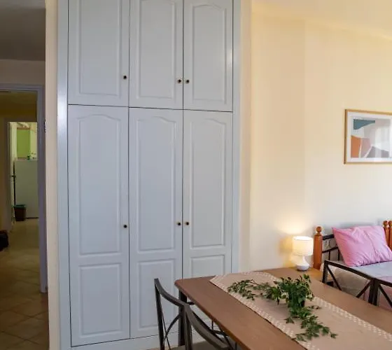 Apart-hotel Near Olympia